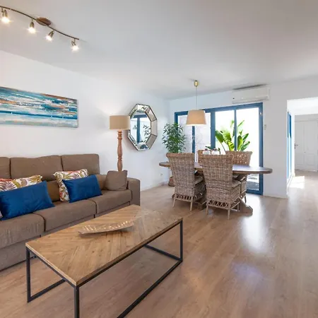 Bonita Playa Blanca (Lanzarote)